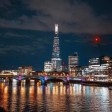 Qual a capital do País de Gales?